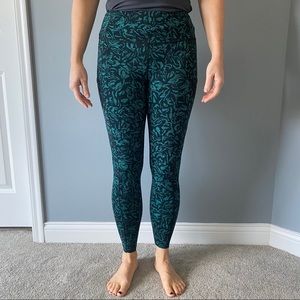 Lululemon Speed It Up Tight II